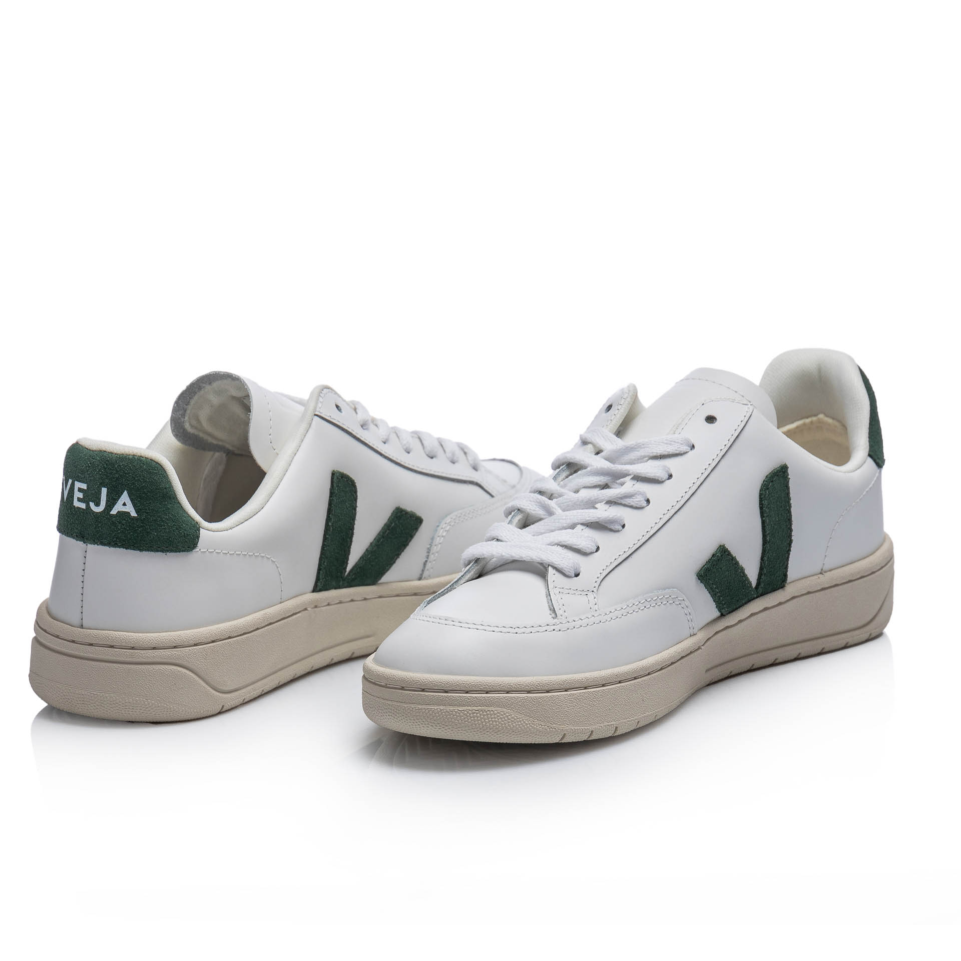 Sneakersy damskie Veja V-12 