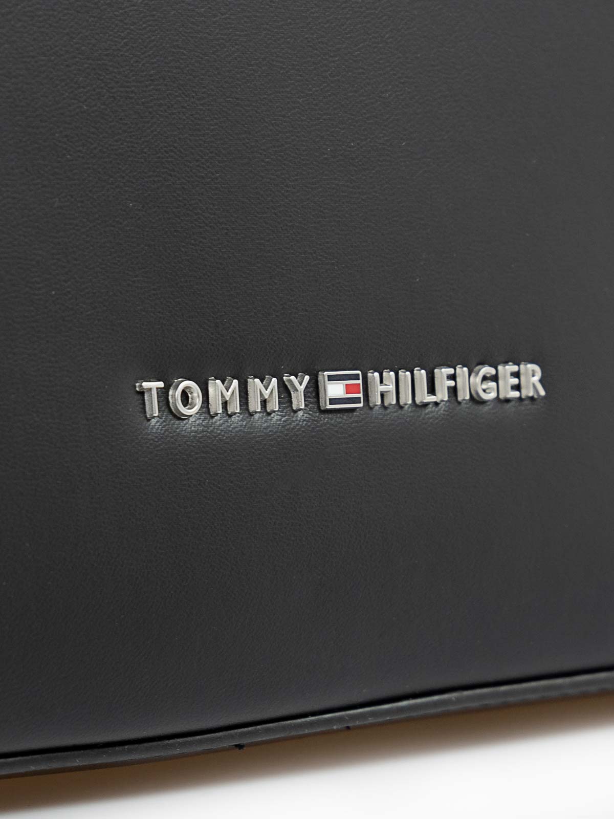 Torba na laptopa Tommy Hilfiger AM0AM07785-BDS