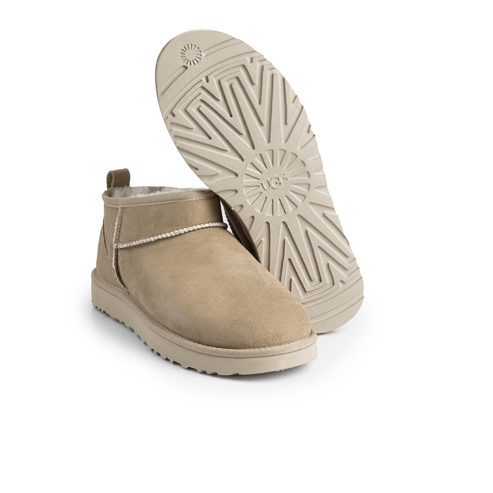 Botki damskie UGG Classic Ultra Mini