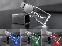 CRYSTAL Drive USB Stick aus Glas mit LED