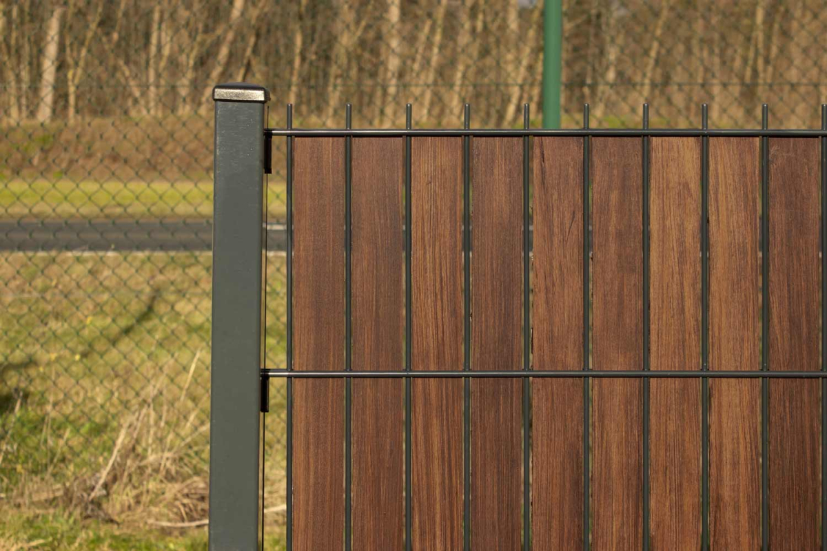 Sichtschutzpaneele aus Holz für Doppelstabmatten wodewa