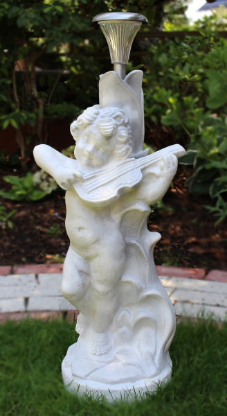 Deko Figur Statue Putte mit Geige H 75 cm LED Solar Leuchte klassische Skulptur Deko aus Kunststoff